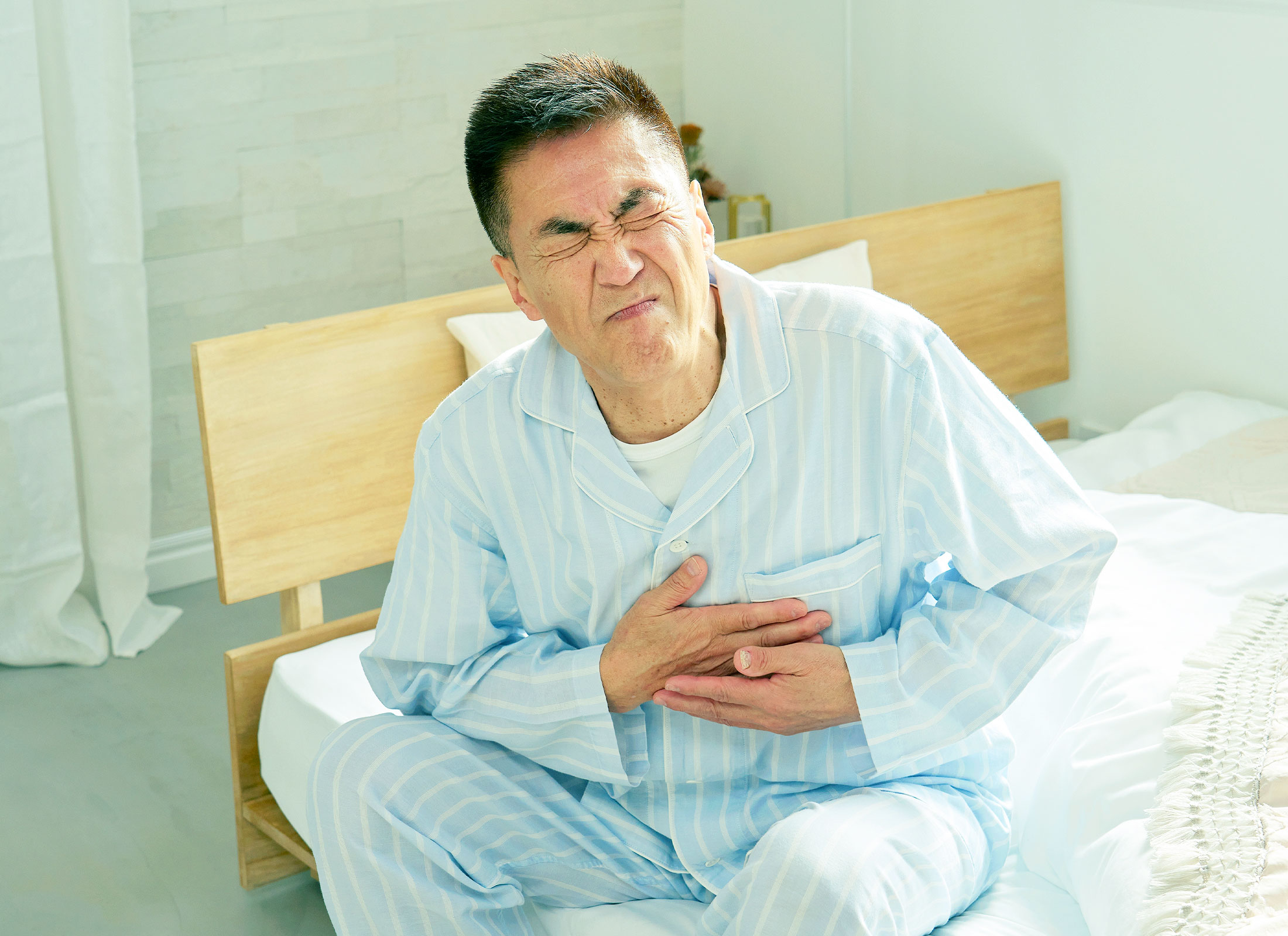 胸の痛みのイメージ