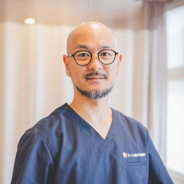 院長 大塚 紀臣